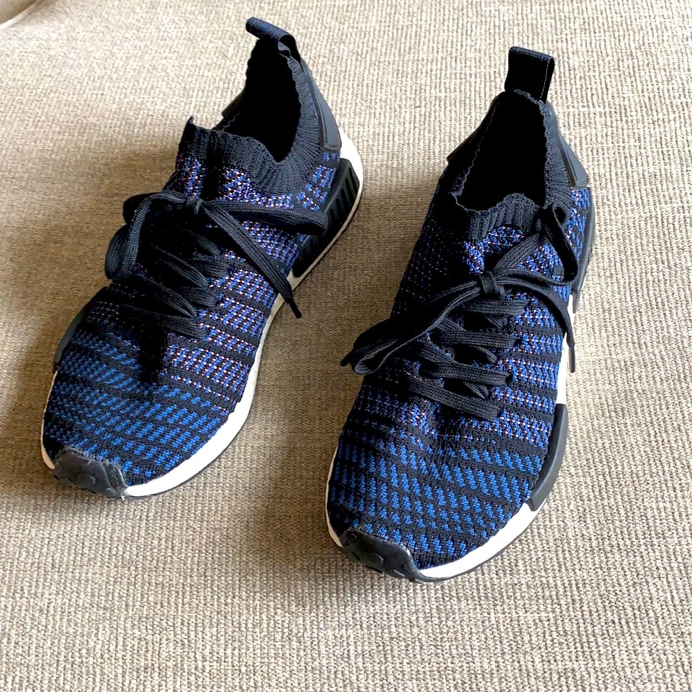 Women’s Adidas NMD knit shoes